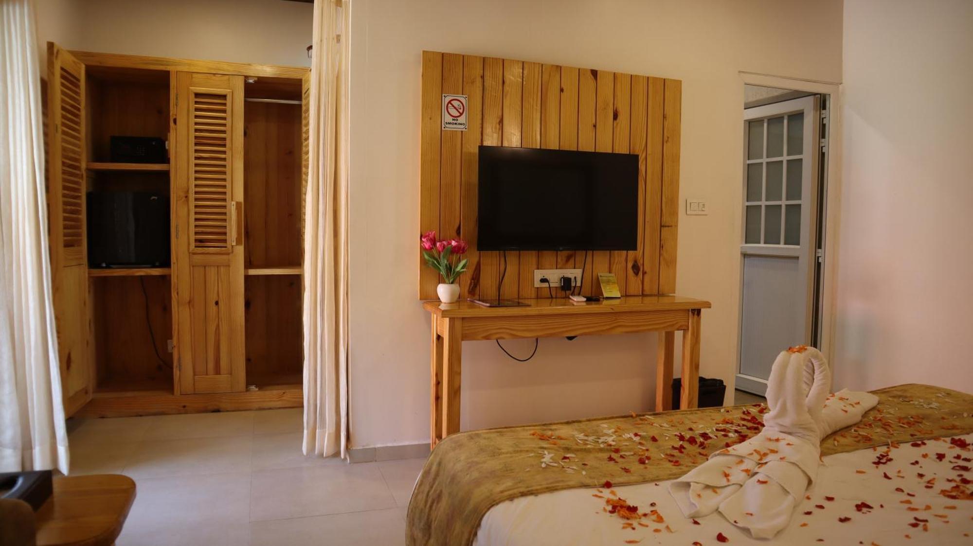 Maargit Beach Resort Mandrem Exterior foto