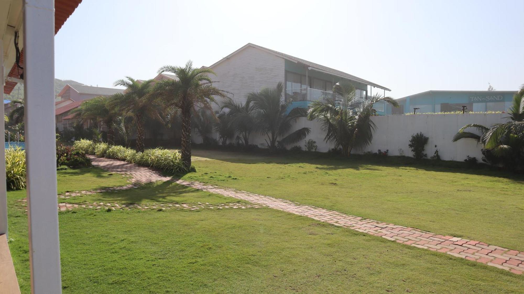 Maargit Beach Resort Mandrem Exterior foto